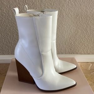 New white ankle/ booties boots size6 #stagecoach#country#summer